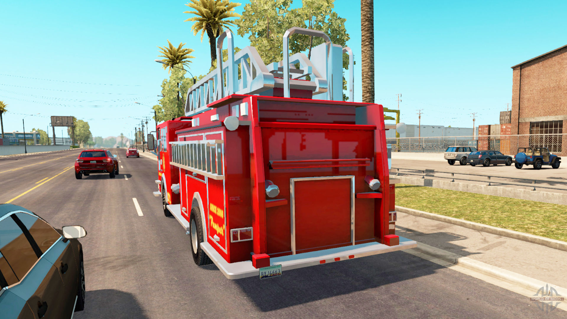 Пожарная в дорожном трафике